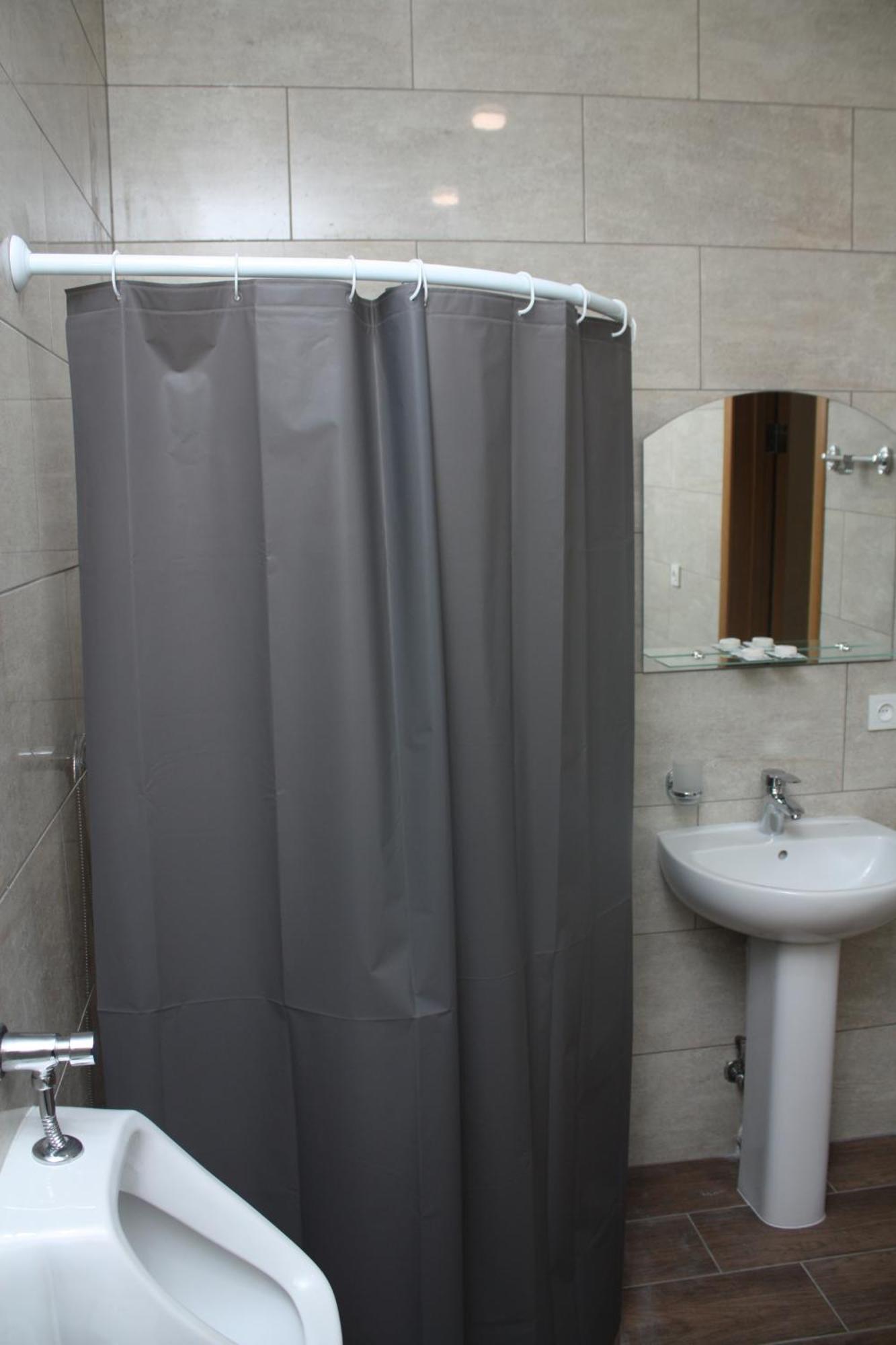 Centralny Hotel Krzywy Róg Zewnętrze zdjęcie