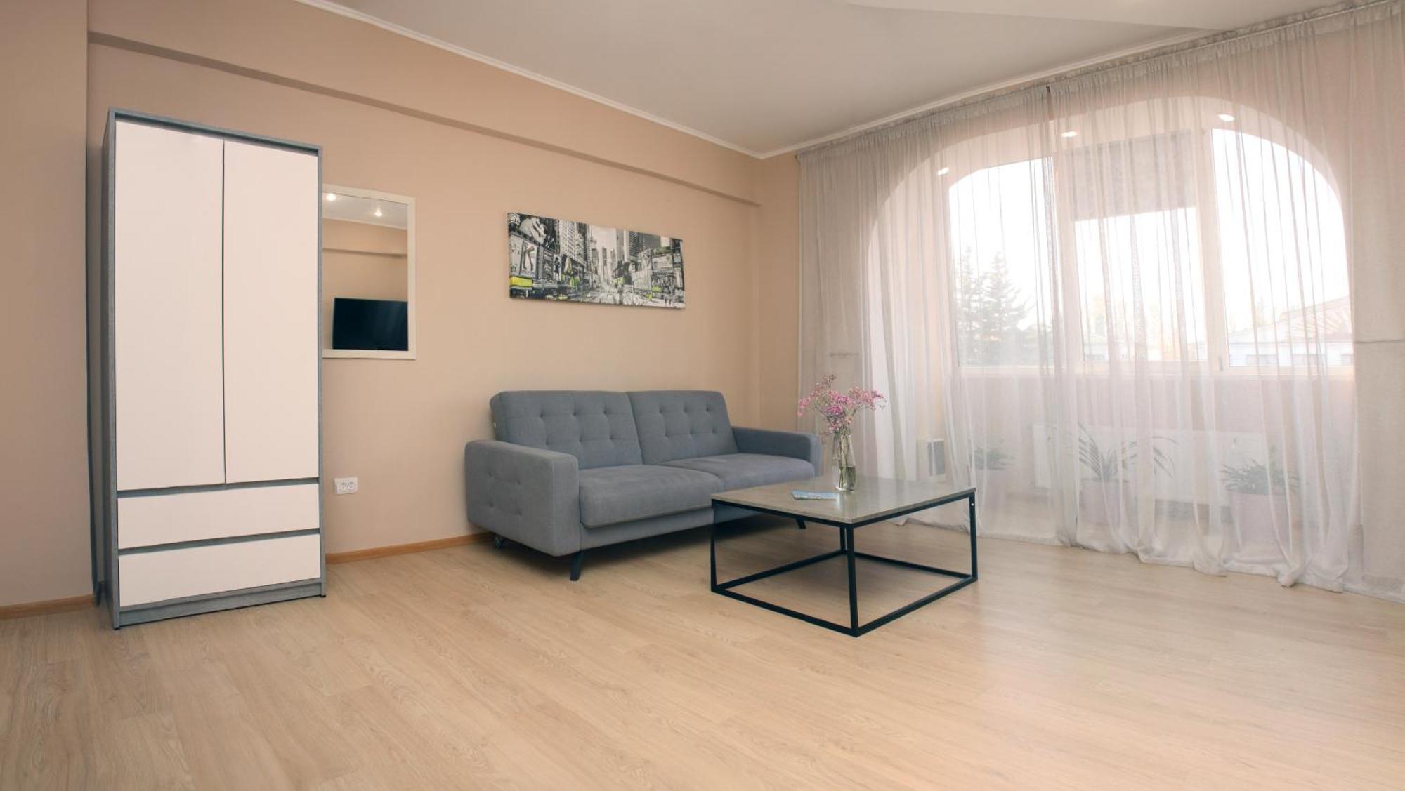 Centralny Hotel Krzywy Róg Zewnętrze zdjęcie
