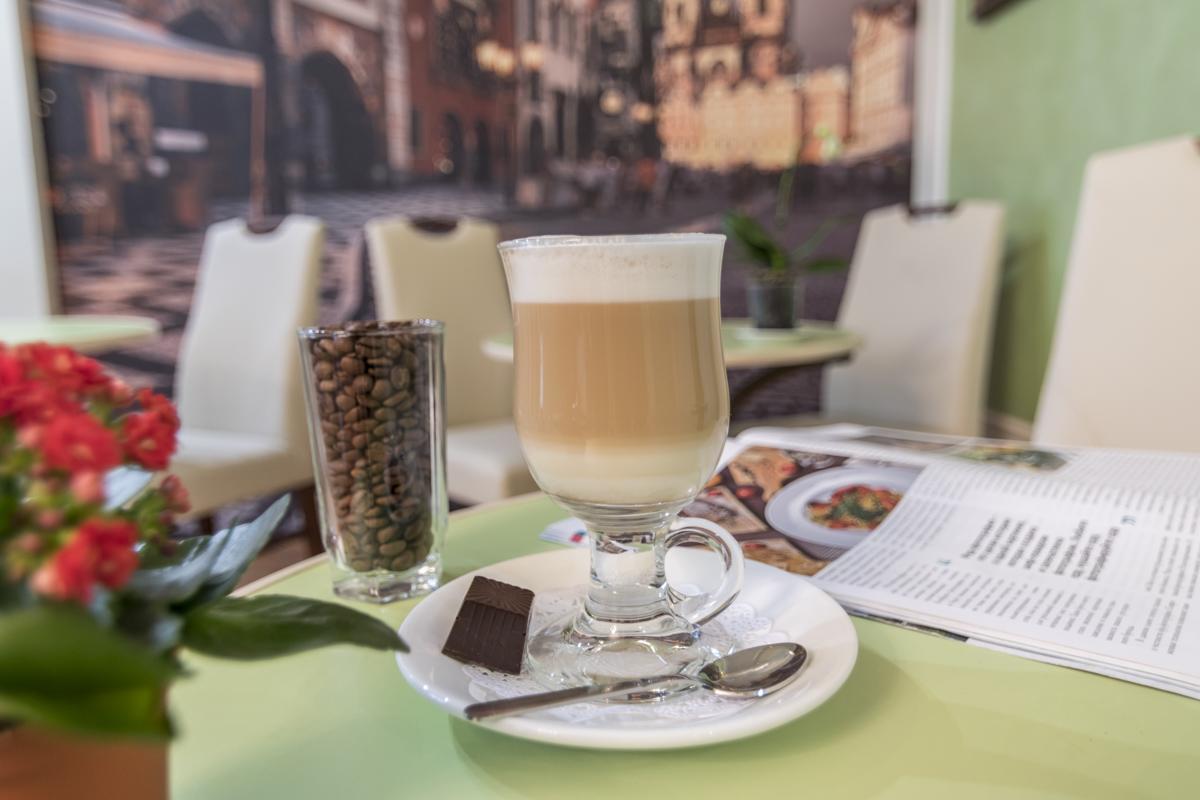 Centralny Hotel Krzywy Róg Zewnętrze zdjęcie